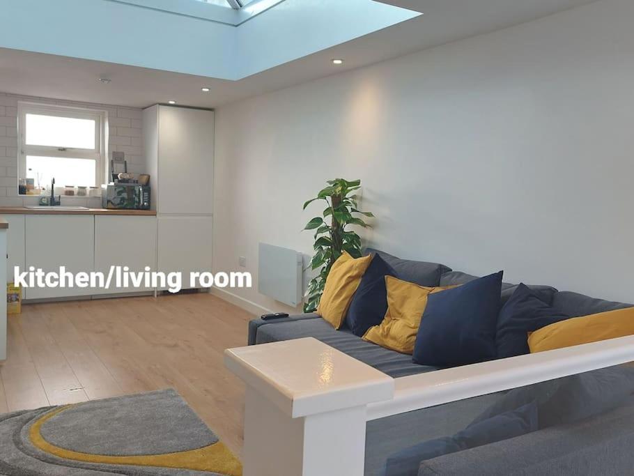 1 Bedroom Modern Duplex Σαουθάμπτον Εξωτερικό φωτογραφία